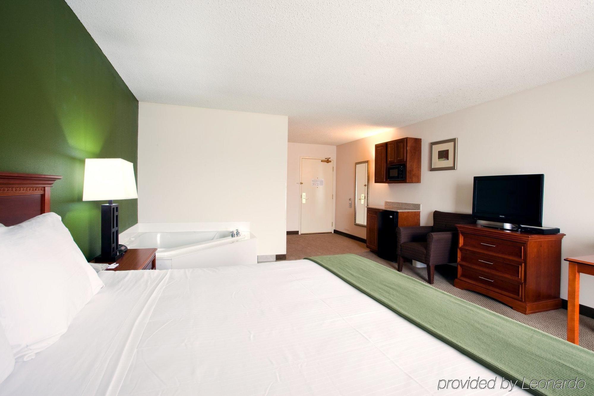 Holiday Inn Express Hotel & Suites Dublin By Ihg Quarto foto