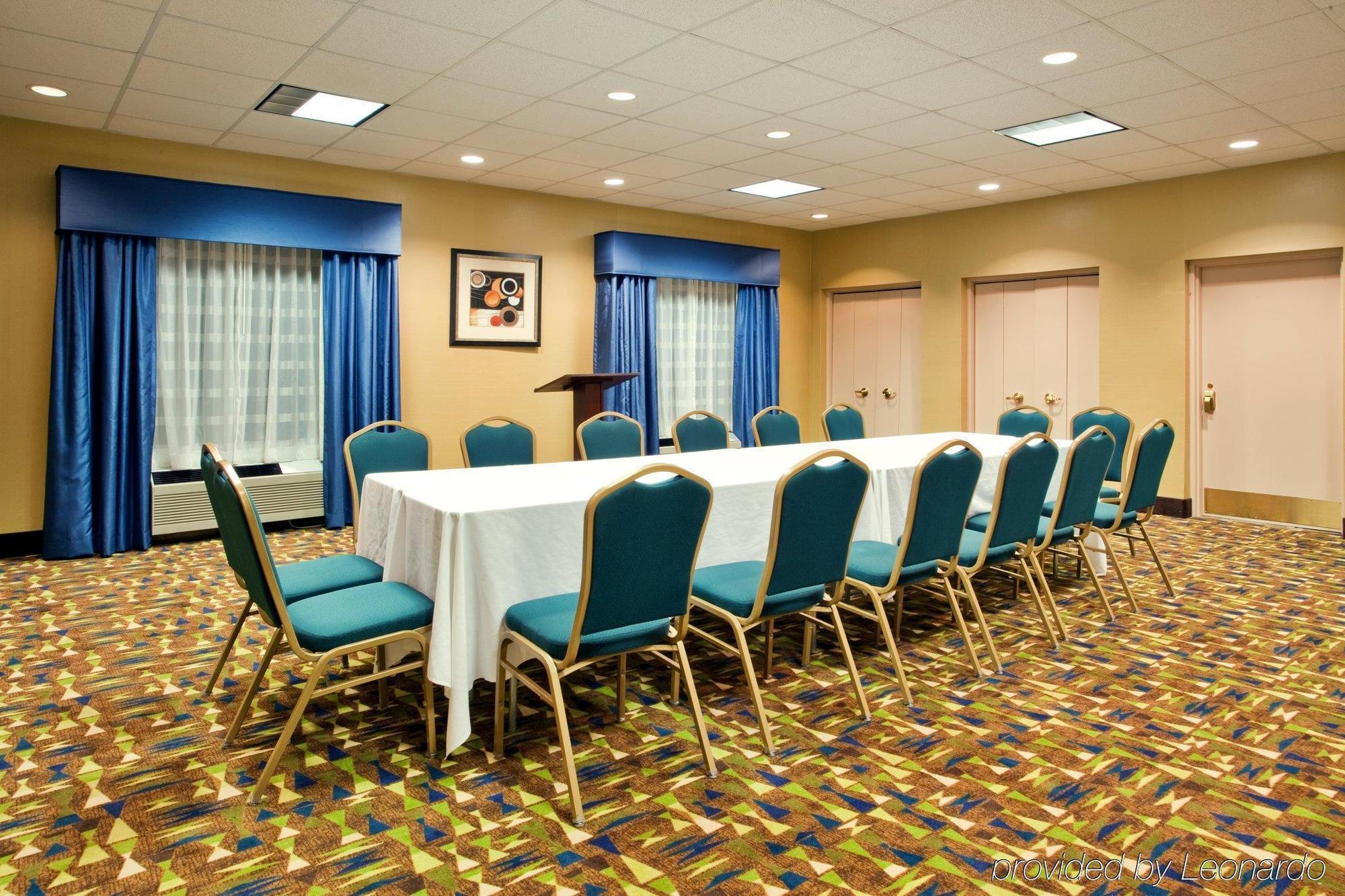 Holiday Inn Express Hotel & Suites Dublin By Ihg Instalações foto